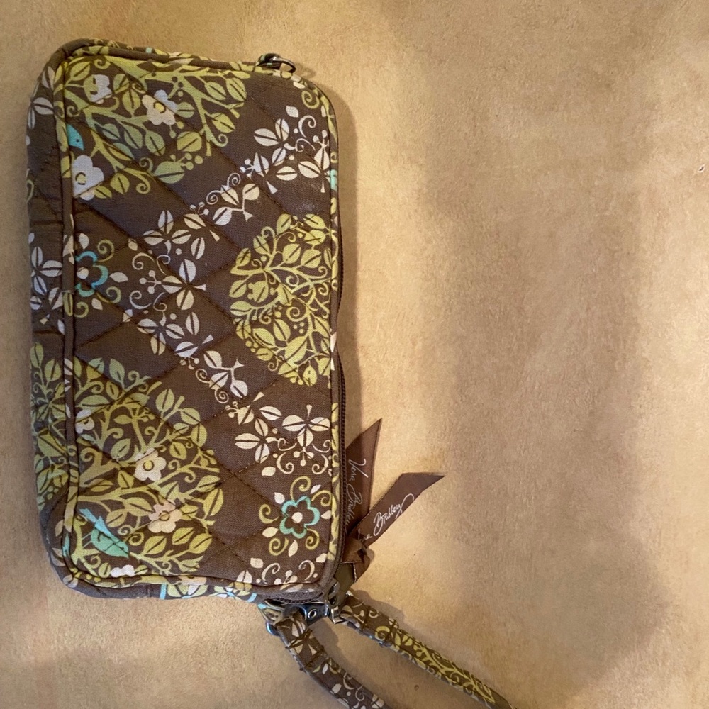 Retired print! Vera Bradley wristlet